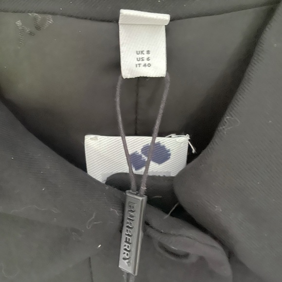 BURBERRY SINGLE BREASTED WOOL FITTED BLACK COAT - Picture 9 of 11